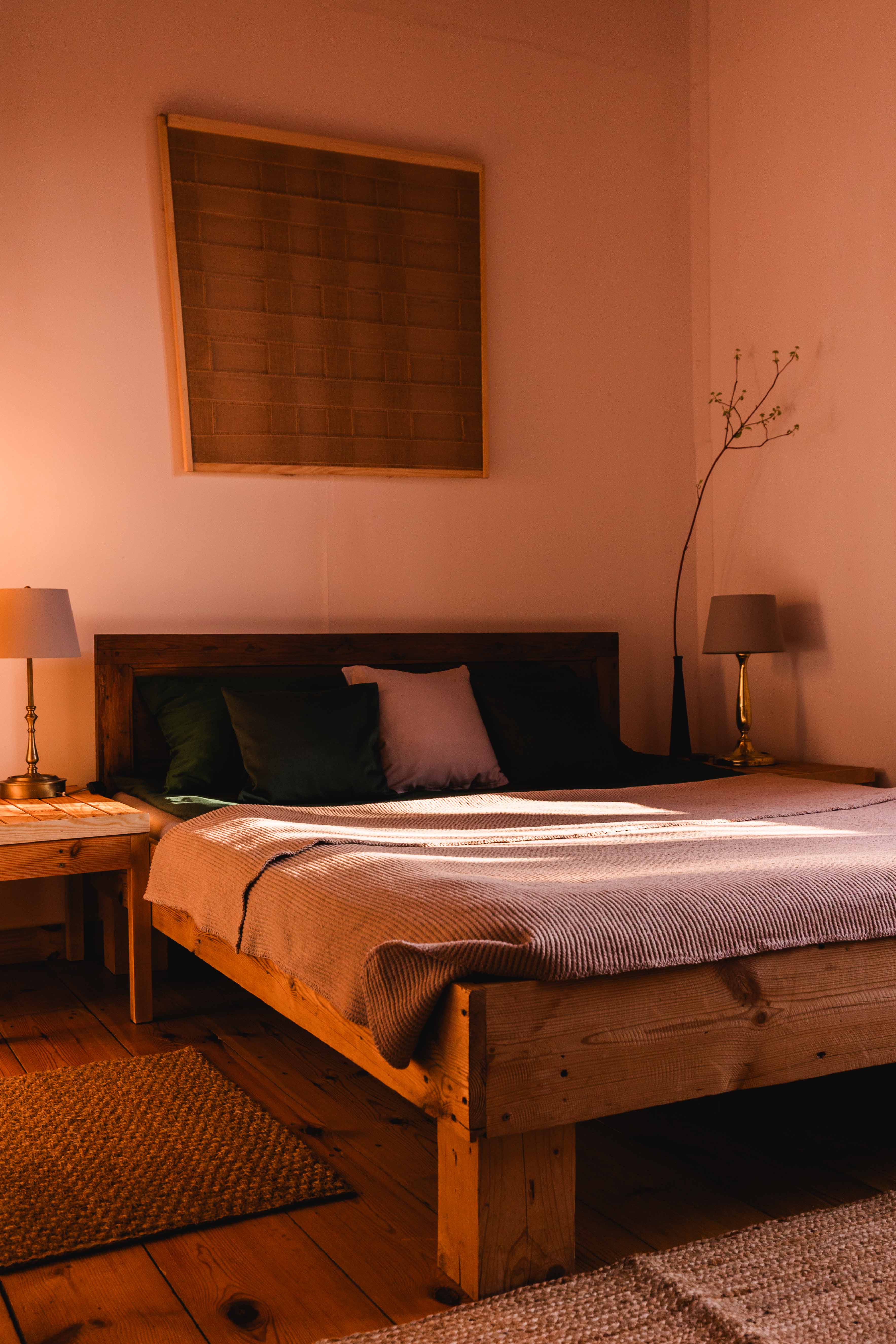 Nowoczesna kuchnia z jadalnią w domu Butterfly Factory